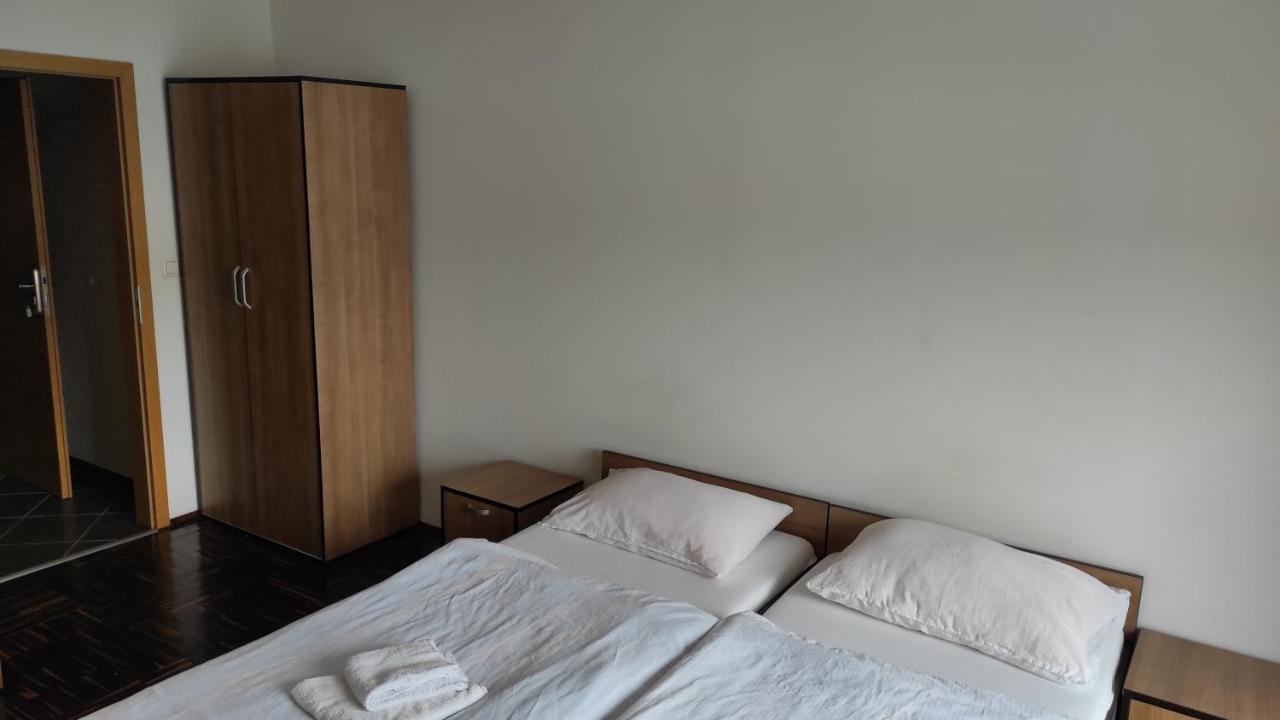 Apartmani Simic Višegrad Esterno foto